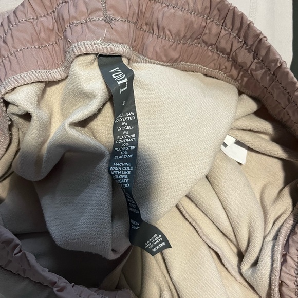 Vuori boyfriend cargo jogger - Picture 2 of 4